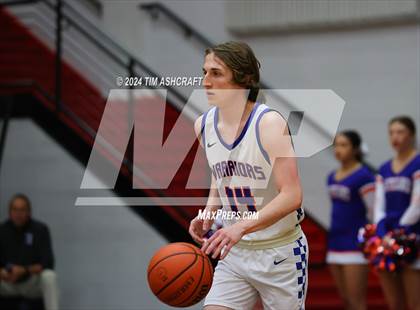 Thumbnail 2 in Shelbyville vs Whiteland (IHSAA 4A Sectional 14 Round 1) photogallery.