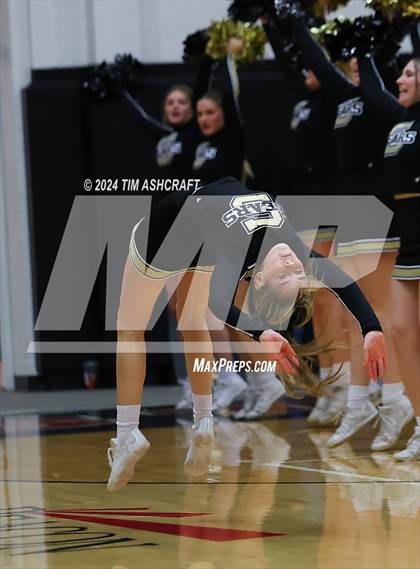 Thumbnail 1 in Shelbyville vs Whiteland (IHSAA 4A Sectional 14 Round 1) photogallery.