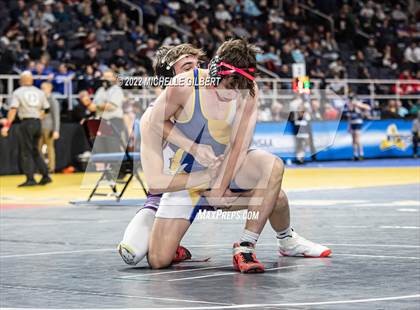 Thumbnail 3 in NYSPHSAA D2 State Championship Wrestling Round 3 photogallery.