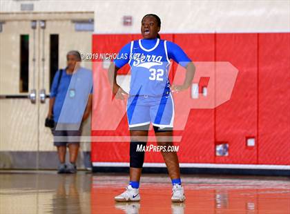 Thumbnail 1 in Serra vs. Redondo Union (Battle at the Beach) photogallery.