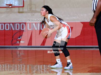 Thumbnail 1 in Serra vs. Redondo Union (Battle at the Beach) photogallery.