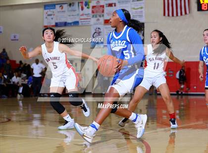 Thumbnail 3 in Serra vs. Redondo Union (Battle at the Beach) photogallery.