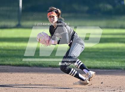 Thumbnail 3 in Delta vs. Daleville (Delaware County Tournament Semifinal) photogallery.