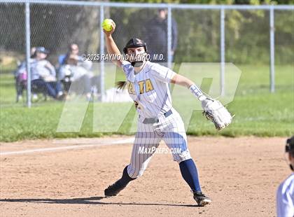 Thumbnail 1 in Delta vs. Daleville (Delaware County Tournament Semifinal) photogallery.