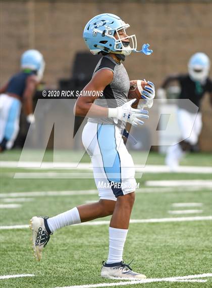 Thumbnail 3 in Clover vs Dorman (Scrimmage) photogallery.