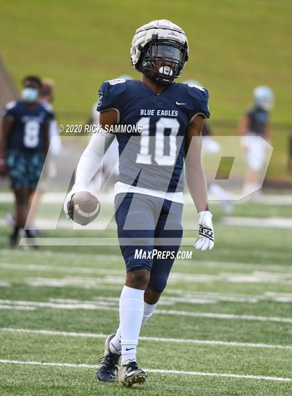 Thumbnail 1 in Clover vs Dorman (Scrimmage) photogallery.