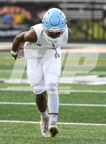 Thumbnail 3 in Clover vs Dorman (Scrimmage) photogallery.
