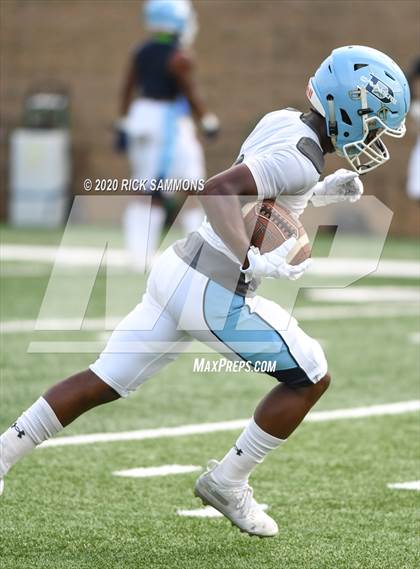 Thumbnail 2 in Clover vs Dorman (Scrimmage) photogallery.