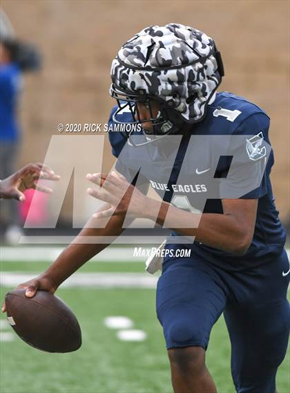 Thumbnail 2 in Clover vs Dorman (Scrimmage) photogallery.