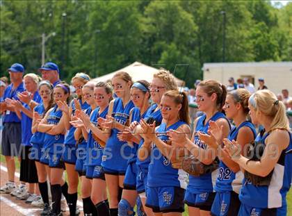 Thumbnail 3 in Hoosick Falls vs Rhinebeck (NYSPHSAA Class C Semifinal) photogallery.