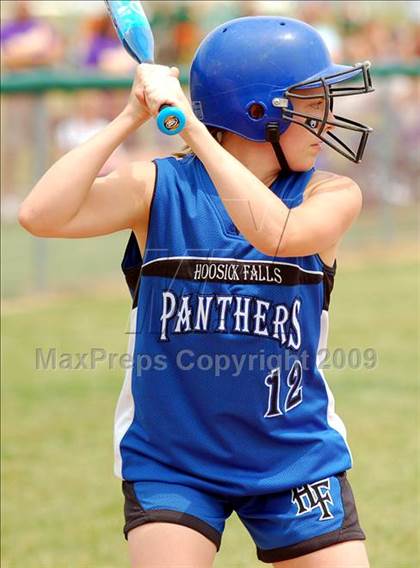 Thumbnail 3 in Hoosick Falls vs Rhinebeck (NYSPHSAA Class C Semifinal) photogallery.