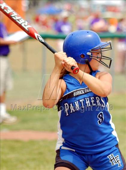 Thumbnail 2 in Hoosick Falls vs Rhinebeck (NYSPHSAA Class C Semifinal) photogallery.