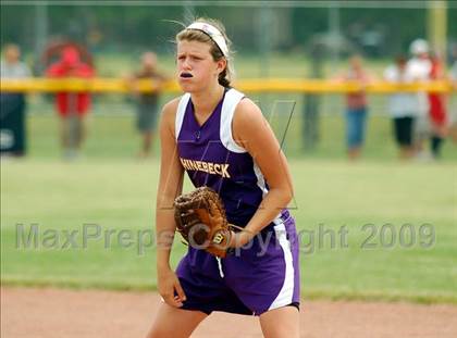Thumbnail 2 in Hoosick Falls vs Rhinebeck (NYSPHSAA Class C Semifinal) photogallery.