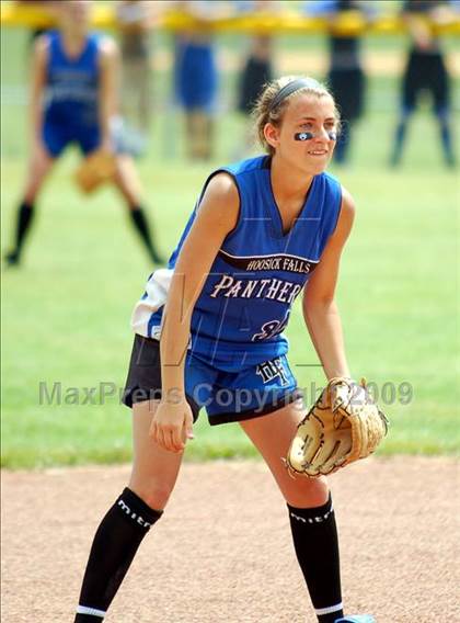 Thumbnail 3 in Hoosick Falls vs Rhinebeck (NYSPHSAA Class C Semifinal) photogallery.