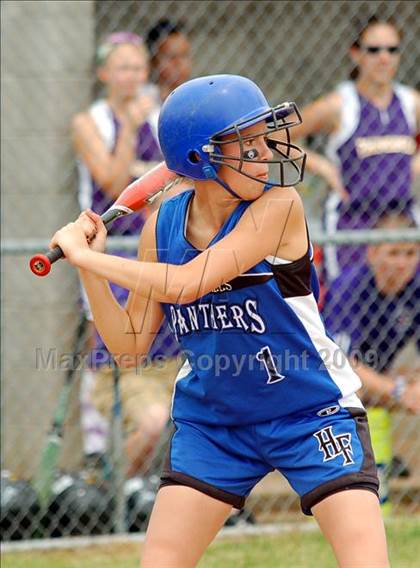 Thumbnail 3 in Hoosick Falls vs Rhinebeck (NYSPHSAA Class C Semifinal) photogallery.