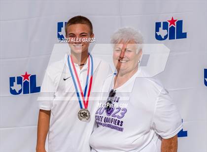 Thumbnail 2 in UIL 2A Tennis Finals (Awards) photogallery.