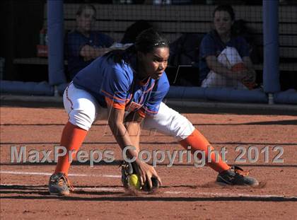 Thumbnail 2 in Faith Lutheran @ Bishop Gorman photogallery.