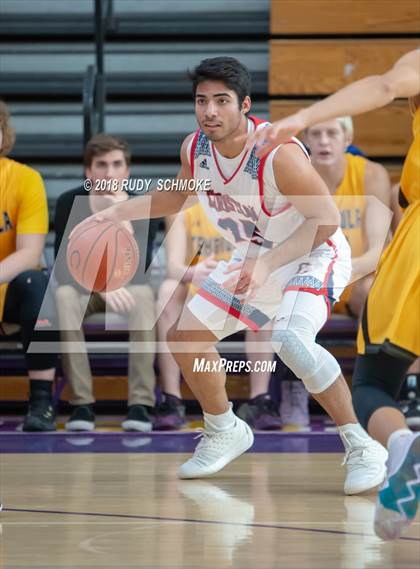 Thumbnail 2 in Temecula Valley vs. Christian photogallery.