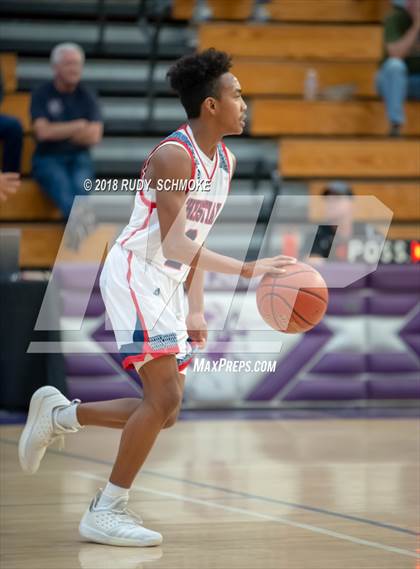Thumbnail 3 in Temecula Valley vs. Christian photogallery.