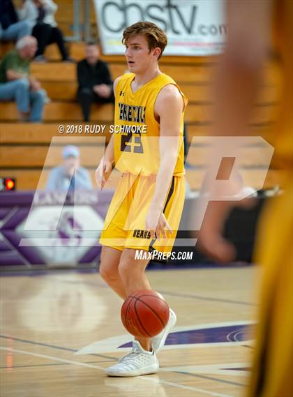 Thumbnail 2 in Temecula Valley vs. Christian photogallery.