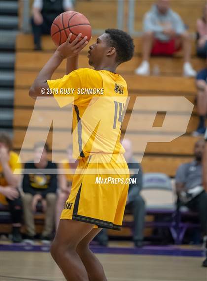 Thumbnail 1 in Temecula Valley vs. Christian photogallery.