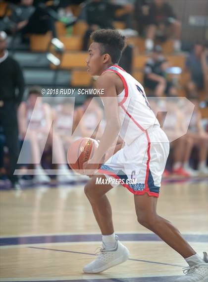 Thumbnail 2 in Temecula Valley vs. Christian photogallery.