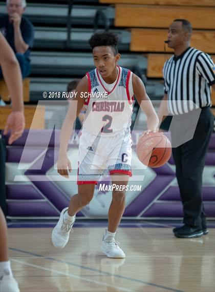 Thumbnail 2 in Temecula Valley vs. Christian photogallery.