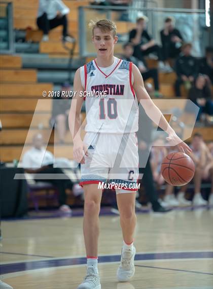 Thumbnail 3 in Temecula Valley vs. Christian photogallery.