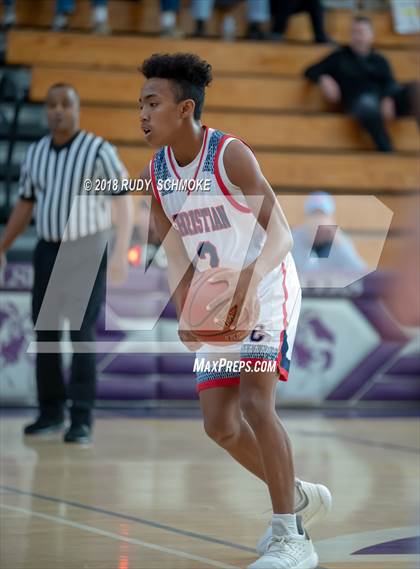 Thumbnail 3 in Temecula Valley vs. Christian photogallery.