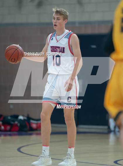 Thumbnail 2 in Temecula Valley vs. Christian photogallery.