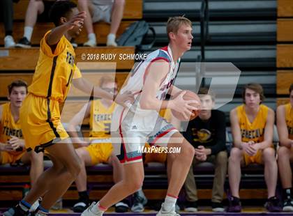Thumbnail 3 in Temecula Valley vs. Christian photogallery.