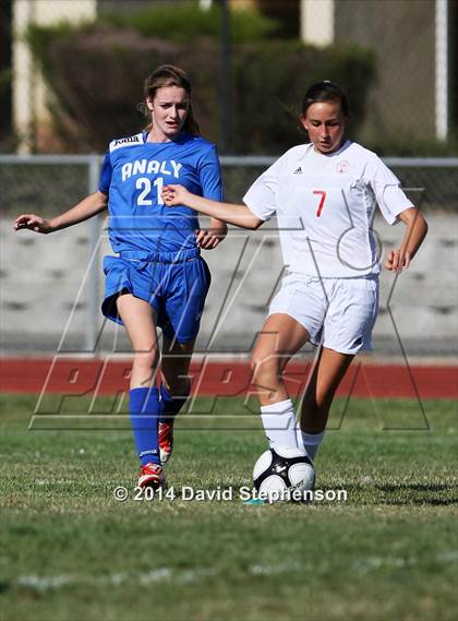 Thumbnail 3 in Analy @ Cardinal Newman photogallery.