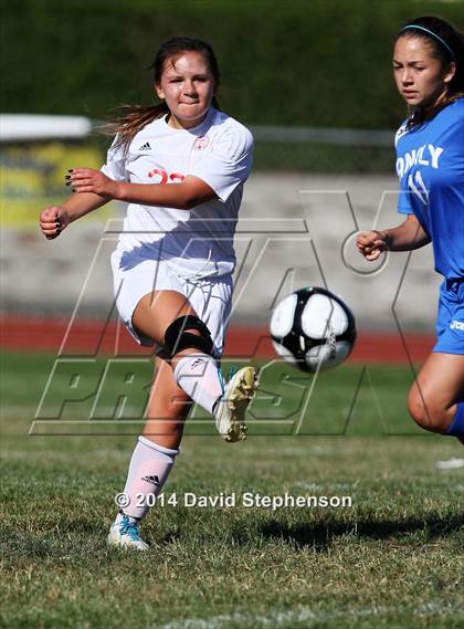 Thumbnail 2 in Analy @ Cardinal Newman photogallery.