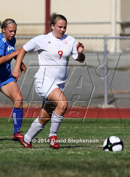 Thumbnail 1 in Analy @ Cardinal Newman photogallery.