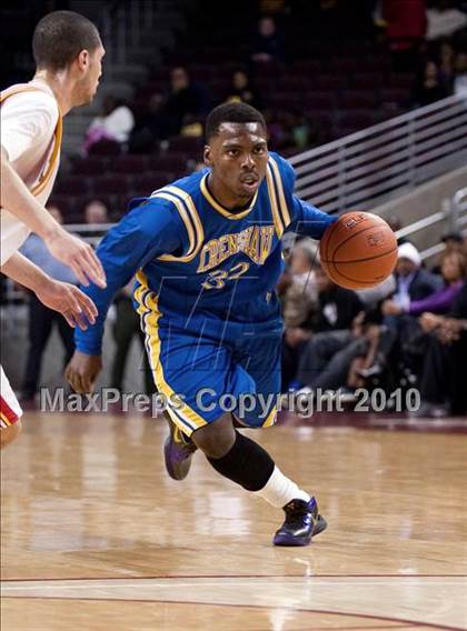 Thumbnail 2 in Crenshaw vs. Taft (CIF LA City Section D1 Playoffs) photogallery.