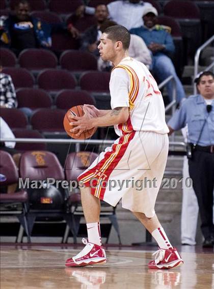 Thumbnail 3 in Crenshaw vs. Taft (CIF LA City Section D1 Playoffs) photogallery.