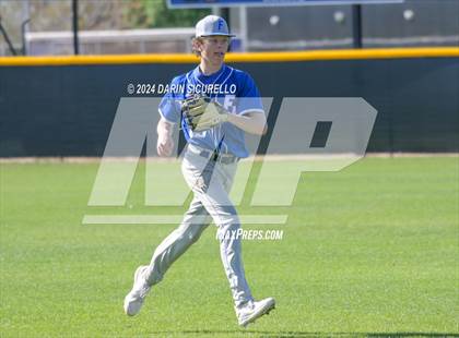 Thumbnail 2 in Fruita Monument vs. Chandler (Coach Bob National Invitational) photogallery.
