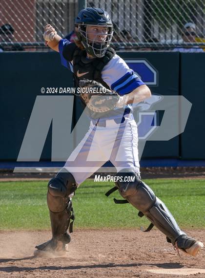 Thumbnail 1 in Fruita Monument vs. Chandler (Coach Bob National Invitational) photogallery.