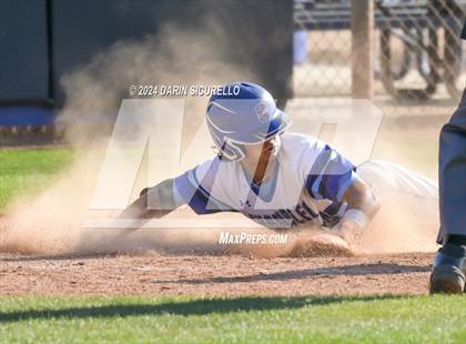 Thumbnail 2 in Fruita Monument vs. Chandler (Coach Bob National Invitational) photogallery.
