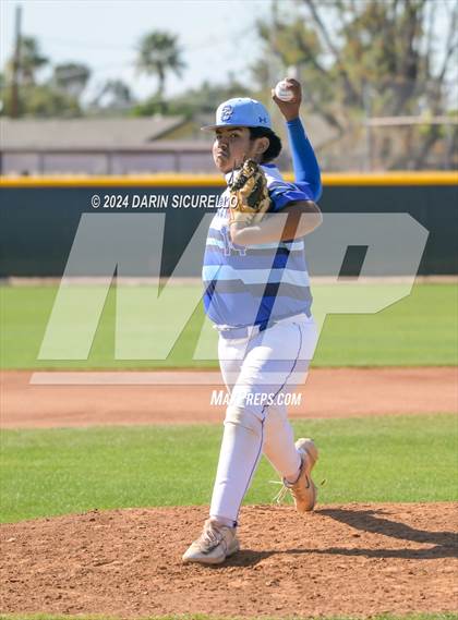 Thumbnail 1 in Fruita Monument vs. Chandler (Coach Bob National Invitational) photogallery.