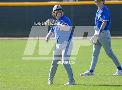 Thumbnail 2 in Fruita Monument vs. Chandler (Coach Bob National Invitational) photogallery.