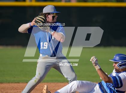 Thumbnail 2 in Fruita Monument vs. Chandler (Coach Bob National Invitational) photogallery.