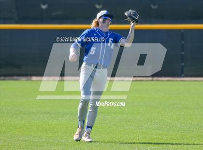 Thumbnail 3 in Fruita Monument vs. Chandler (Coach Bob National Invitational) photogallery.