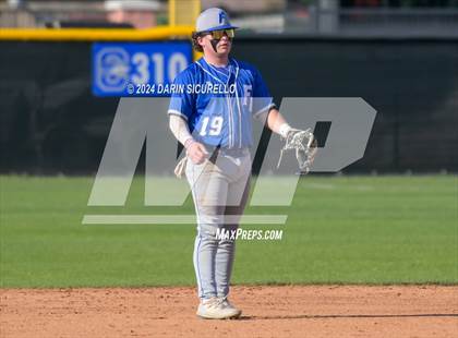 Thumbnail 2 in Fruita Monument vs. Chandler (Coach Bob National Invitational) photogallery.