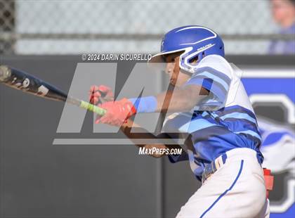 Thumbnail 1 in Fruita Monument vs. Chandler (Coach Bob National Invitational) photogallery.