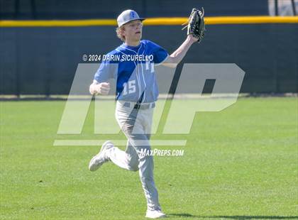 Thumbnail 1 in Fruita Monument vs. Chandler (Coach Bob National Invitational) photogallery.