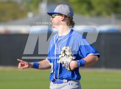 Thumbnail 3 in Fruita Monument vs. Chandler (Coach Bob National Invitational) photogallery.
