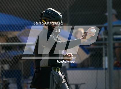 Thumbnail 2 in Fruita Monument vs. Chandler (Coach Bob National Invitational) photogallery.