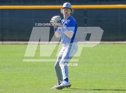 Thumbnail 3 in Fruita Monument vs. Chandler (Coach Bob National Invitational) photogallery.