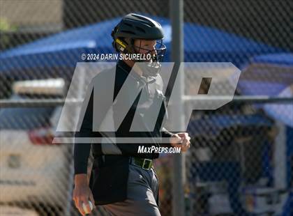 Thumbnail 1 in Fruita Monument vs. Chandler (Coach Bob National Invitational) photogallery.